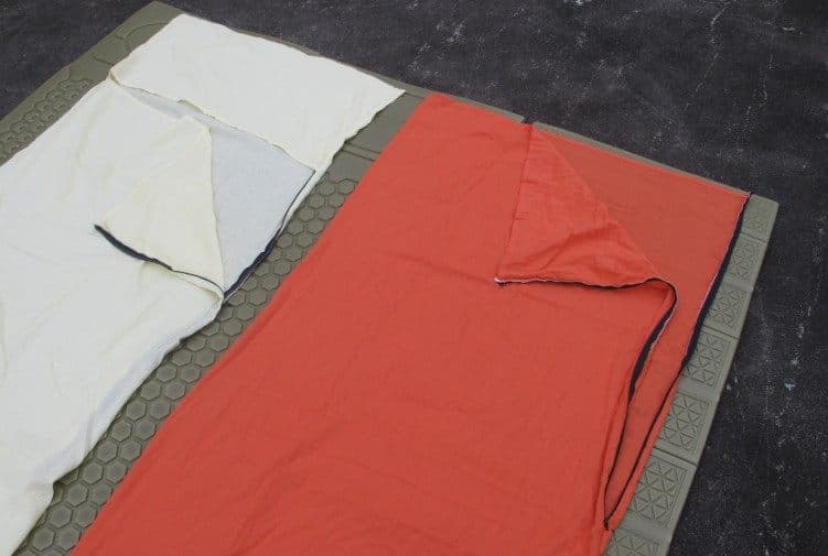 キャンプ用品 封筒型軽量寝袋枕付き快適仕様