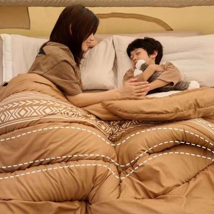 キャンプ用品 極上の眠りを誘う 四季対応型寝袋