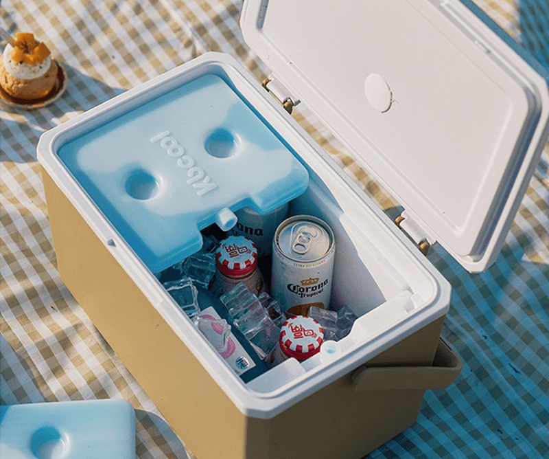 キャンプ用品 アウトドア保冷クーラーボックス