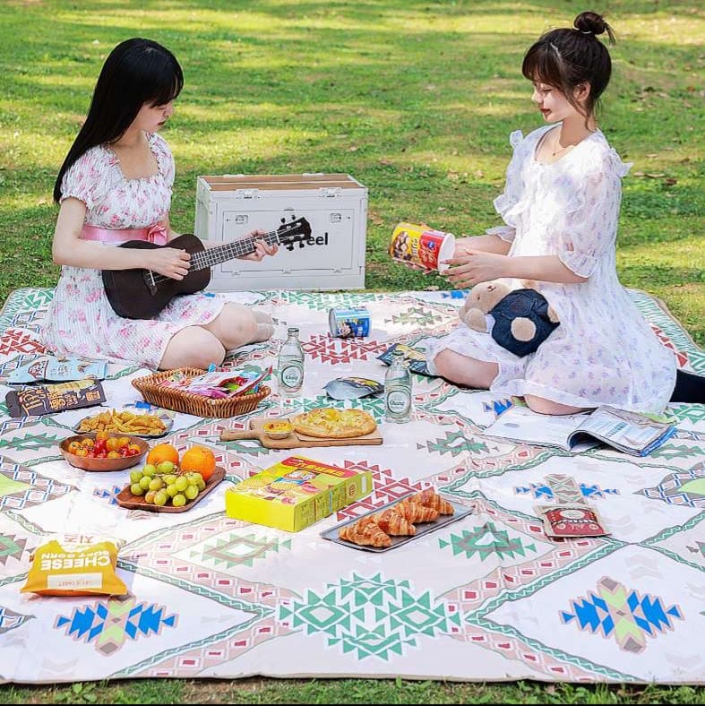 キャンプ用品 快適野外くつろぎマット