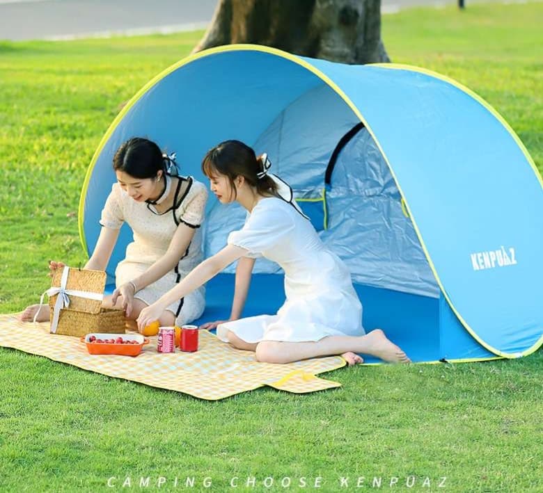 キャンプ用品 自動展開式ポップアップテント
