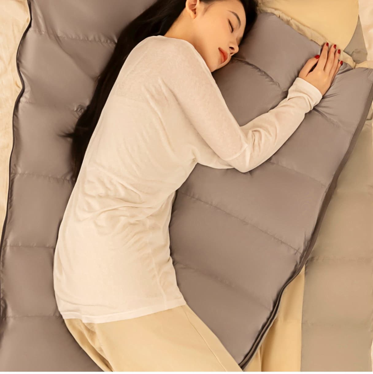 キャンプ用品 極上ダウン快眠寝袋