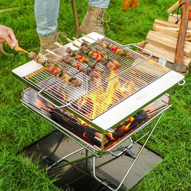 キャンプ用品 折りたたみ式三角焚き火台
