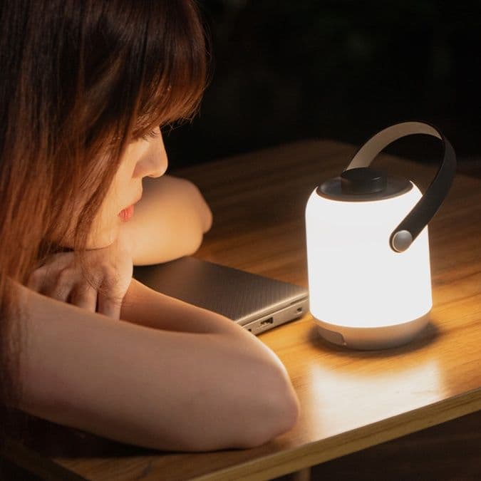 キャンプ用品 持ち運び便利な野外用ミニランタン