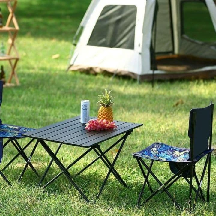 キャンプ用品 軽量折りたたみ式アウトドア用テーブル