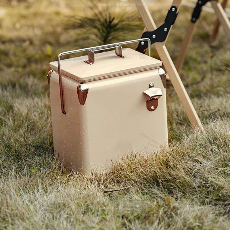 キャンプ用品  レトロ風ポータブル保冷箱