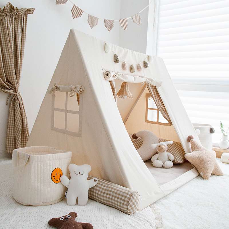 キャンプ用品 お子様の秘密基地 三角テント