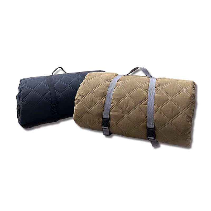 キャンプ用品 折りたたみ式キルティング携帯マット