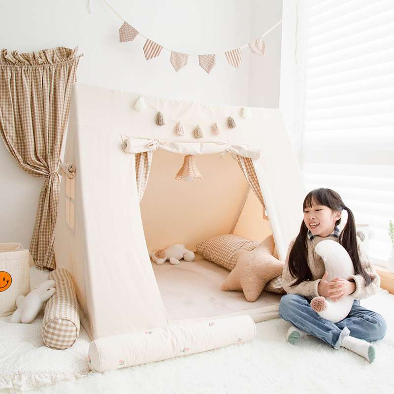 キャンプ用品 お子様の秘密基地 三角テント