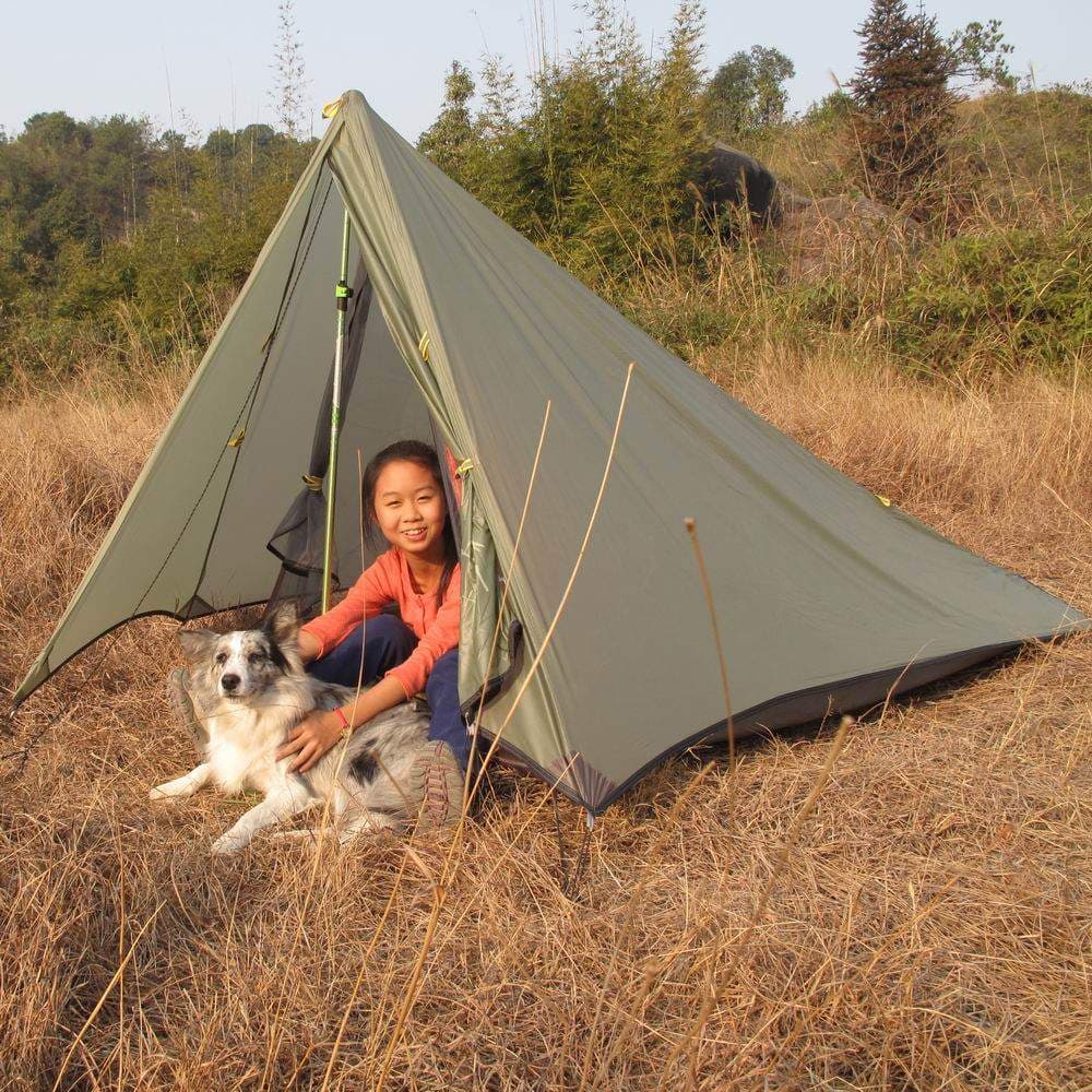 キャンプ用品 超軽量一人用三角形シェルター登山向けテント