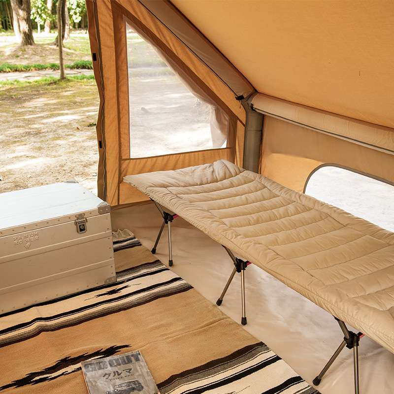キャンプ用品  快適折りたたみキャンプコット