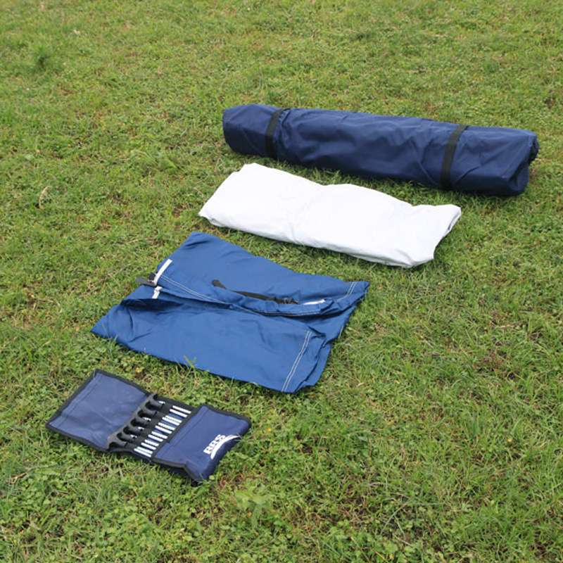 キャンプ用品 快適空間を生み出す多目的ドームシェード