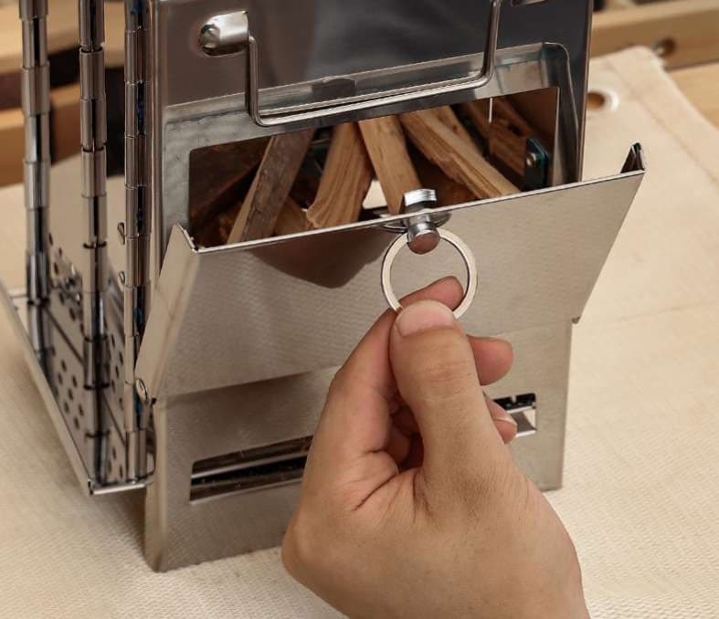 キャンプ用品 折りたたみ式コンパクト焚き火台