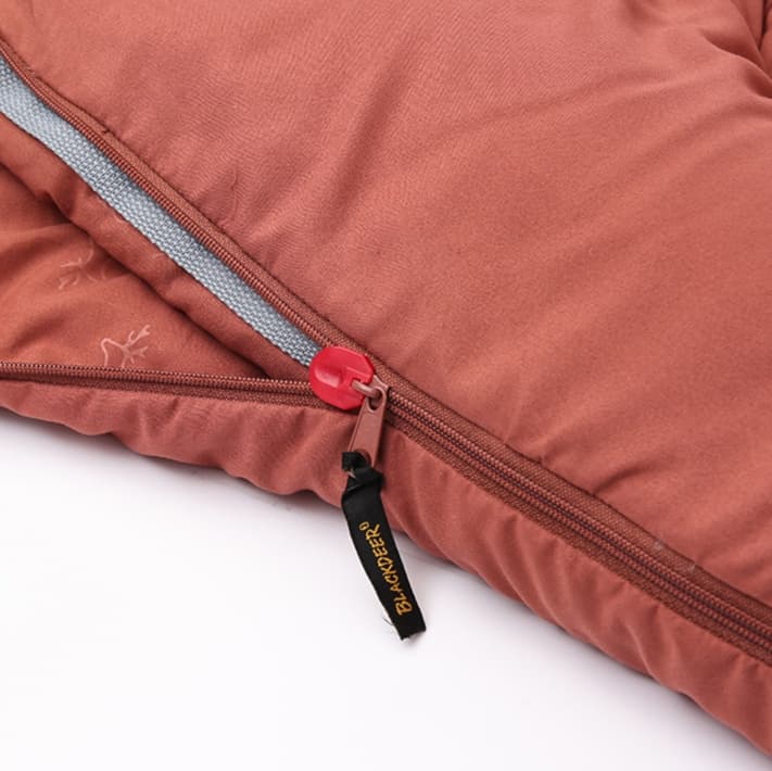 キャンプ用品 極上眠り 四季対応型キャンプ用寝袋