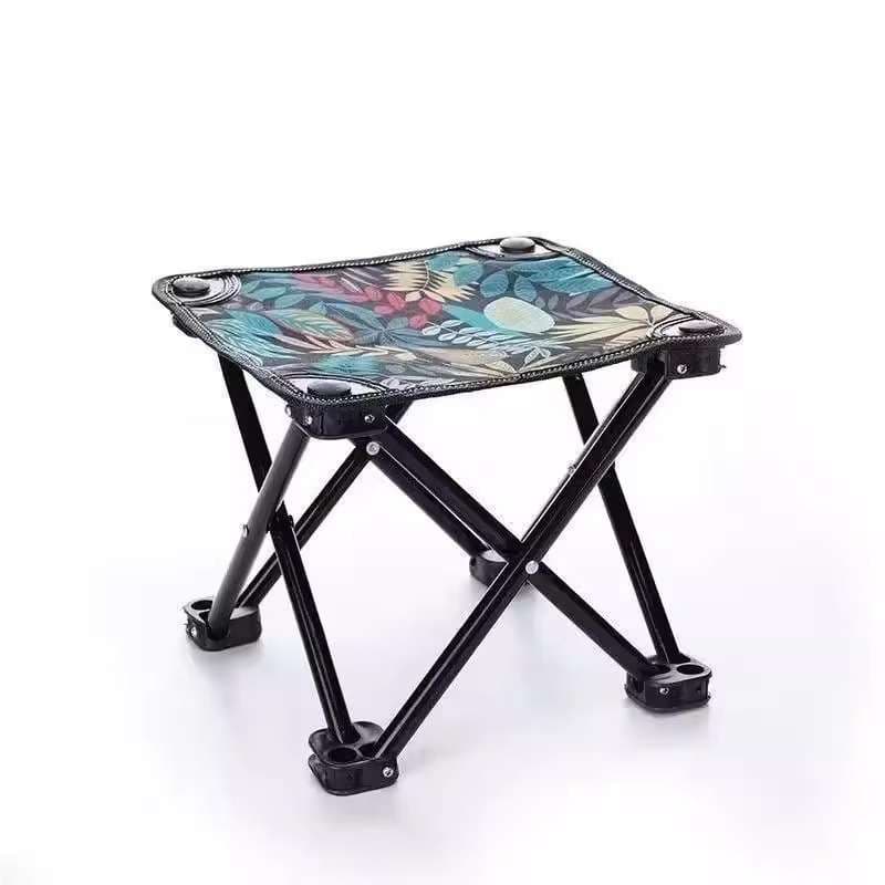 キャンプ用品 折りたたみ式アウトドアスツール
