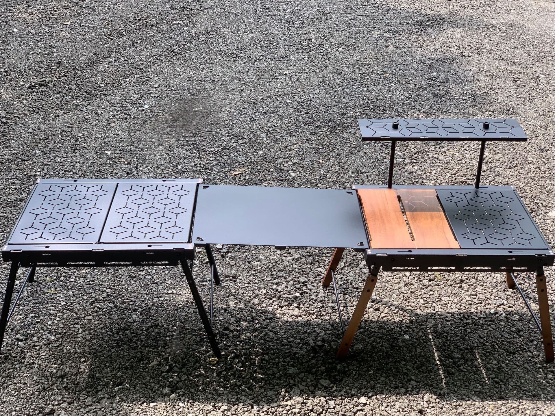 キャンプ用品 多機能折りたたみアウトドアテーブル