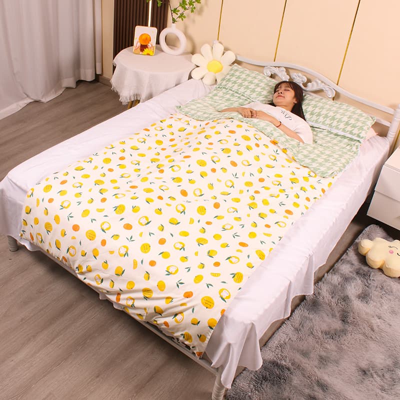 キャンプ用品 もふもふキャンパー 癒しの寝袋